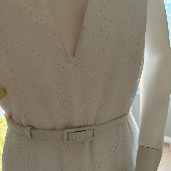 White House Black Market Full length white eyelet V neck side slit dress. Size 8 - Picture 4 of 9